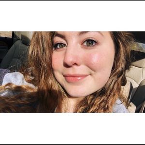 Meet your Posher, Lily